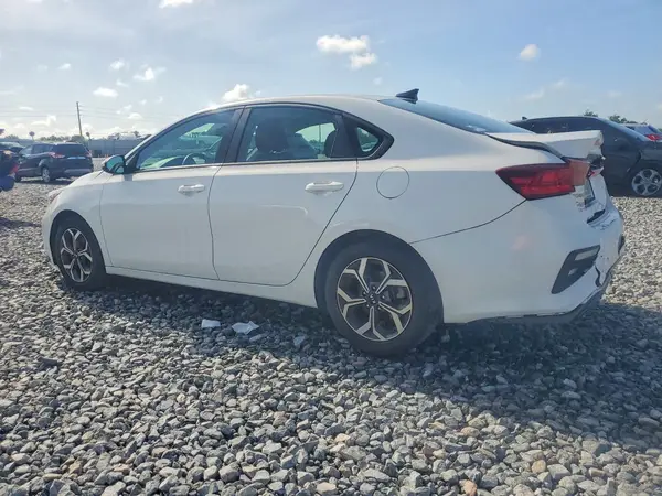 3KPF24AD4KE074108 2019 KIA FORTE - Image 2