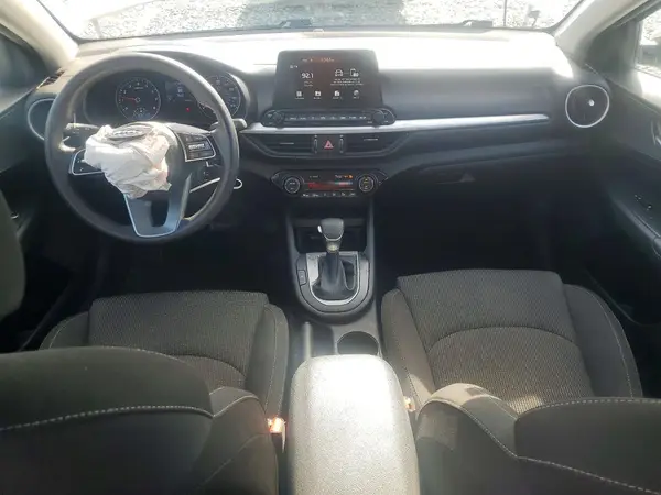 3KPF24AD4KE074108 2019 KIA FORTE - Image 8