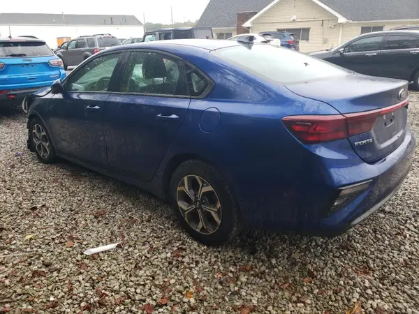 3KPF24AD4KE076361 2019 KIA FORTE - Image 2