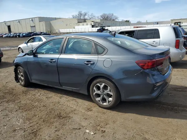 3KPF24AD4KE078076 2019 KIA FORTE - Image 2