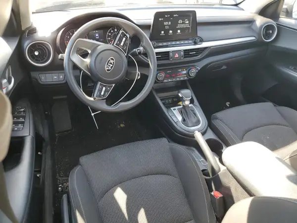 3KPF24AD4KE078076 2019 KIA FORTE - Image 8