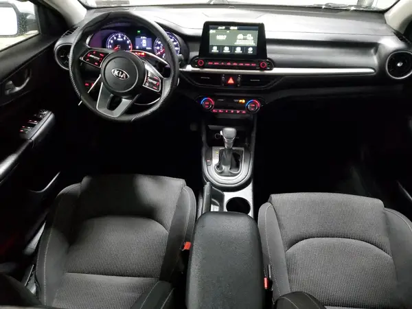 3KPF24AD4KE080863 2019 KIA FORTE - Image 8