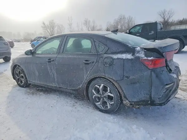 3KPF24AD4KE083049 2019 KIA FORTE - Image 2