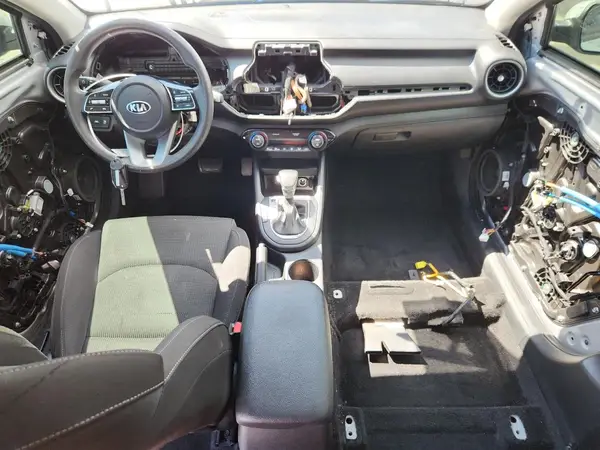 3KPF24AD4KE084007 2019 KIA FORTE - Image 8