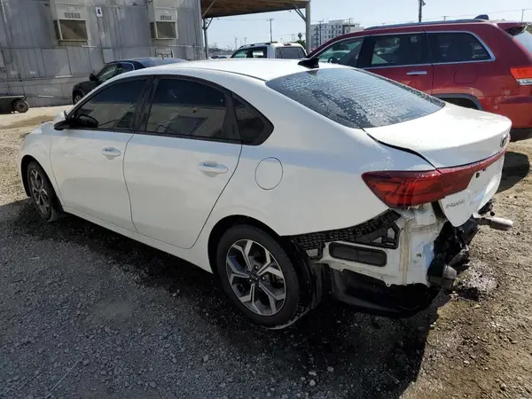 3KPF24AD4KE084296 2019 KIA FORTE - Image 2