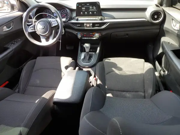 3KPF24AD4KE084296 2019 KIA FORTE - Image 8