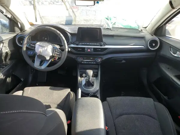 3KPF24AD4KE086081 2019 KIA FORTE - Image 8