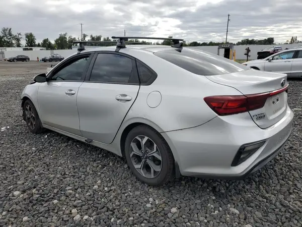3KPF24AD4KE090194 2019 KIA FORTE - Image 2