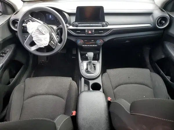 3KPF24AD4KE090194 2019 KIA FORTE - Image 8