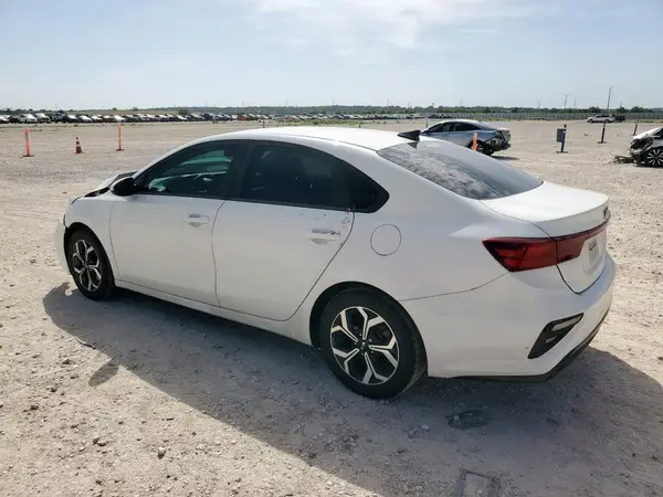3KPF24AD4KE090499 2019 KIA FORTE - Image 2
