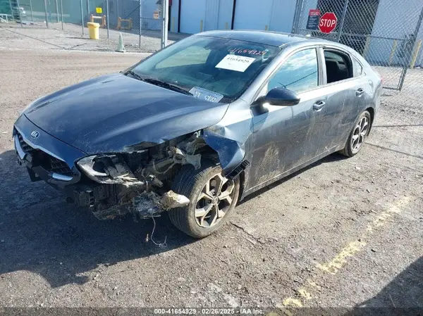 3KPF24AD4KE092608 2019 KIA FORTE - Image 2