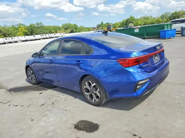 3KPF24AD4KE096643 2019 KIA FORTE - Image 2