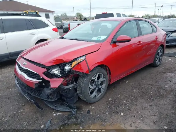 3KPF24AD4KE098554 2019 KIA FORTE - Image 2