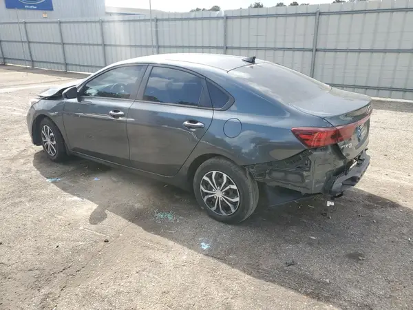 3KPF24AD4KE099266 2019 KIA FORTE - Image 2