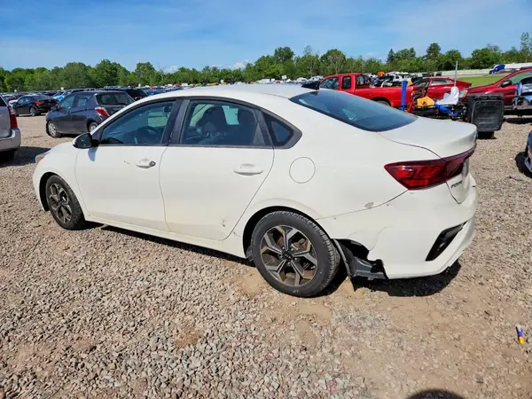 3KPF24AD4KE103543 2019 KIA FORTE - Image 2