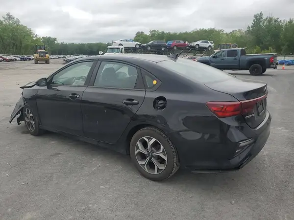 3KPF24AD4KE103929 2019 KIA FORTE - Image 2