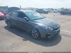 3KPF24AD4KE104384 2019 KIA FORTE