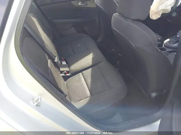 3KPF24AD4KE104711 2019 KIA FORTE - Image 8