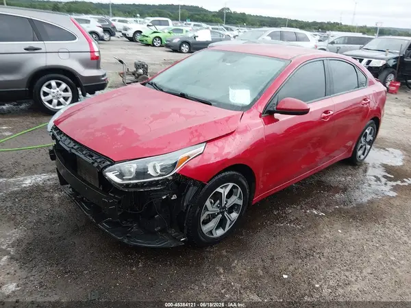 3KPF24AD4KE104921 2019 KIA FORTE - Image 2