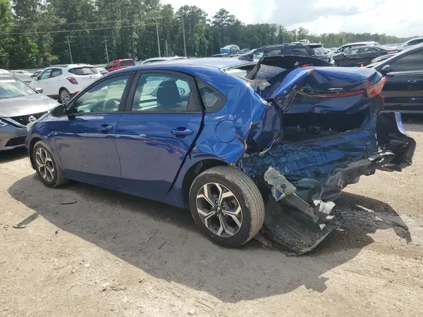 3KPF24AD4KE107057 2019 KIA FORTE - Image 2