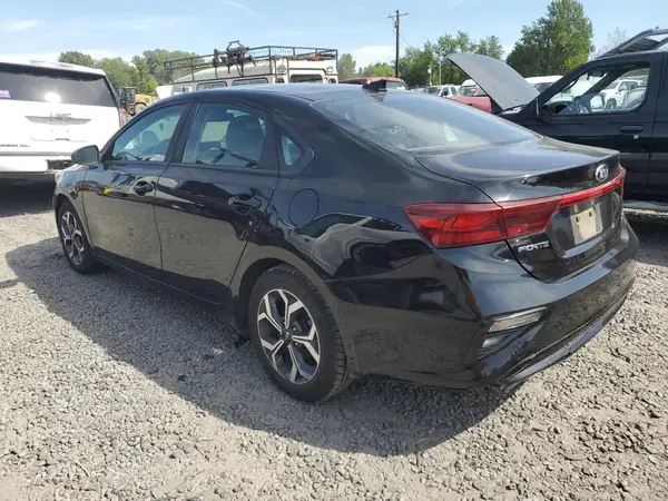 3KPF24AD4KE108533 2019 KIA FORTE - Image 2