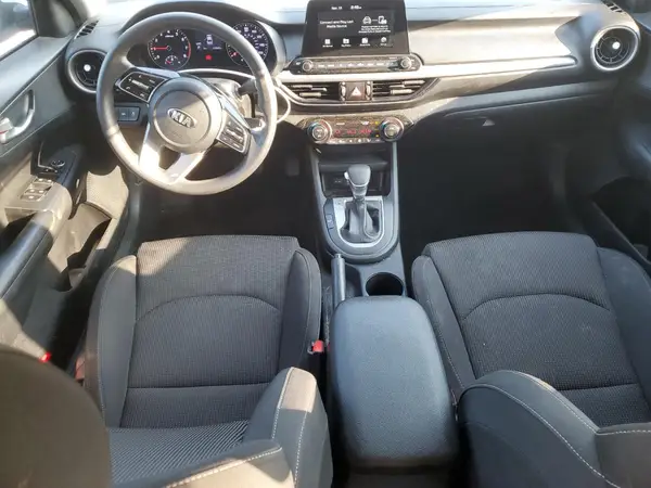 3KPF24AD4KE110721 2019 KIA FORTE - Image 8