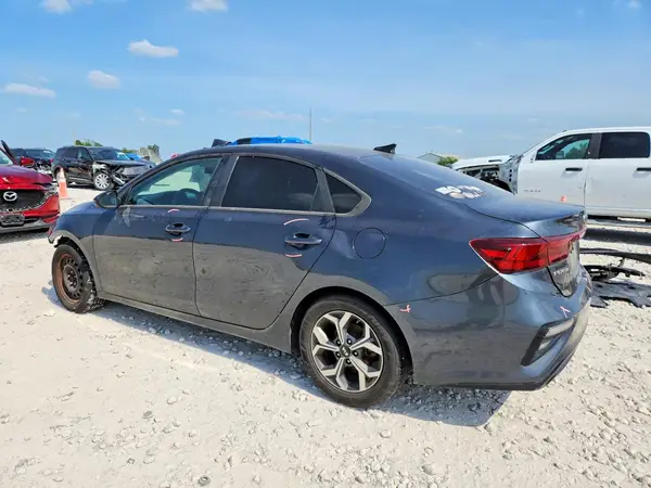 3KPF24AD4KE112713 2019 KIA FORTE - Image 2