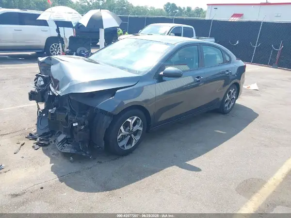 3KPF24AD4KE113229 2019 KIA FORTE - Image 2
