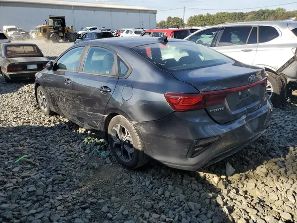 3KPF24AD4KE115921 2019 KIA FORTE - Image 2