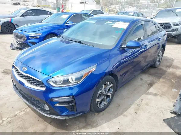 3KPF24AD4KE116325 2019 KIA FORTE - Image 2