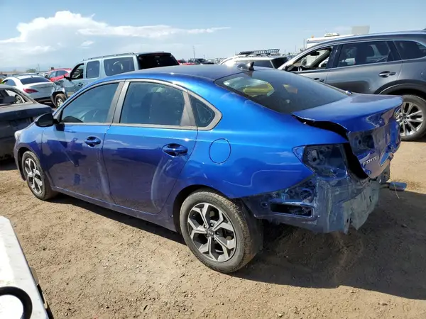 3KPF24AD4KE117636 2019 KIA FORTE - Image 2