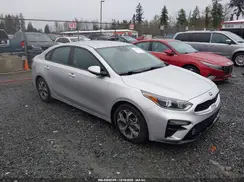 3KPF24AD4KE118205 2019 KIA FORTE