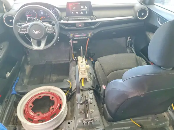 3KPF24AD4KE119631 2019 KIA FORTE - Image 8
