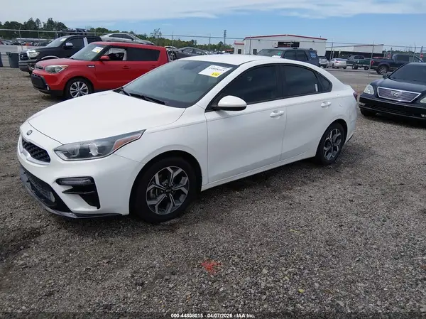 3KPF24AD4KE122013 2019 KIA FORTE - Image 2