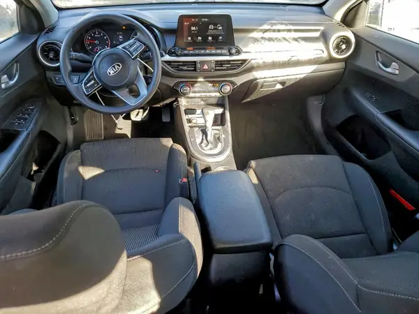 3KPF24AD4KE123419 2019 KIA FORTE - Image 8