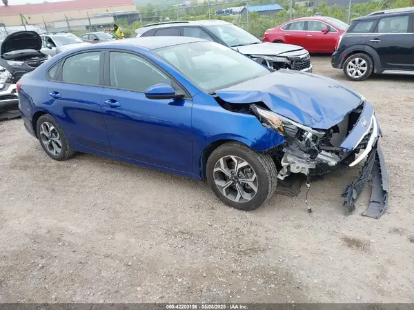 3KPF24AD4KE124571 2019 KIA FORTE - Image 1