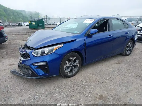 3KPF24AD4KE124571 2019 KIA FORTE - Image 2