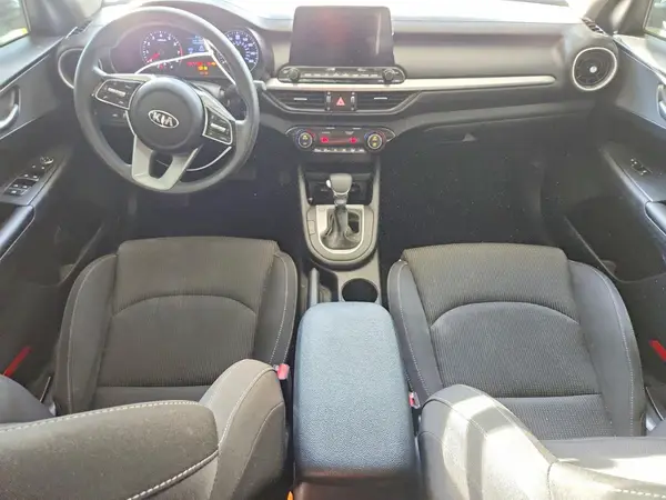 3KPF24AD4KE125994 2019 KIA FORTE - Image 8