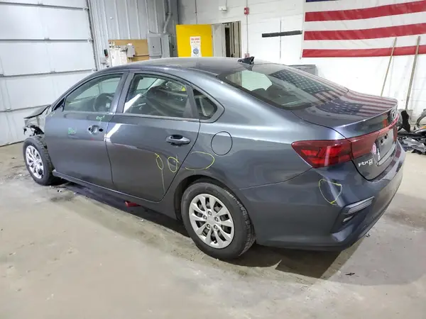 3KPF24AD4KE128443 2019 KIA FORTE - Image 2
