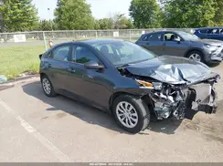 3KPF24AD4KE129043 2019 KIA FORTE