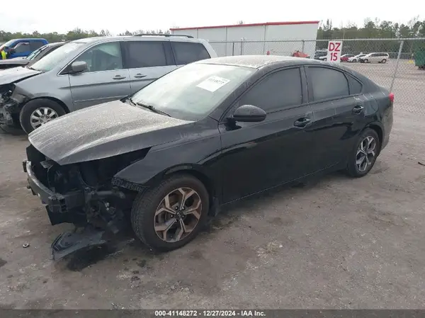 3KPF24AD4KE130371 2019 KIA FORTE - Image 2