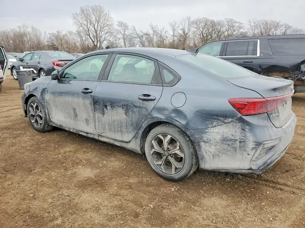 3KPF24AD4KE133836 2019 KIA FORTE - Image 2