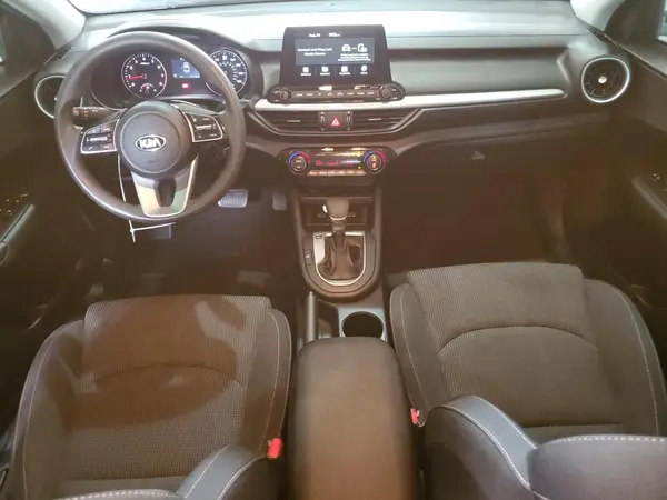 3KPF24AD4KE133965 2019 KIA FORTE - Image 8