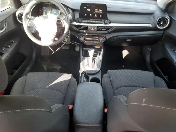 3KPF24AD4KE134288 2019 KIA FORTE - Image 8