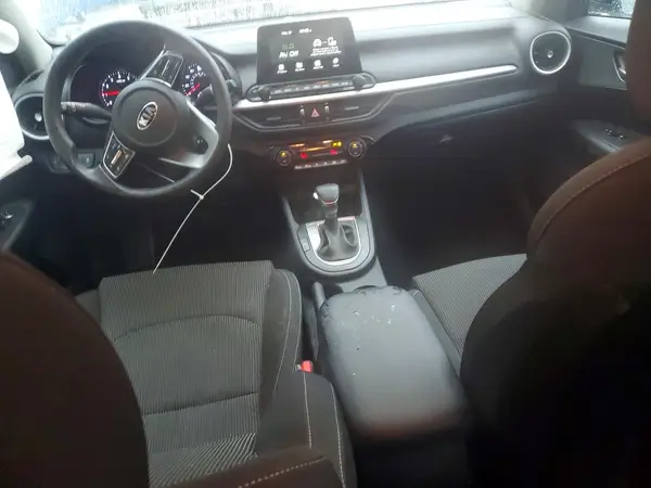 3KPF24AD4KE135330 2019 KIA FORTE - Image 8