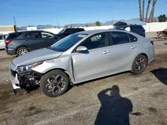 3KPF24AD4KE137563 2019 KIA FORTE