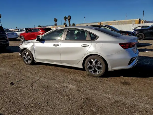 3KPF24AD4KE137563 2019 KIA FORTE - Image 2