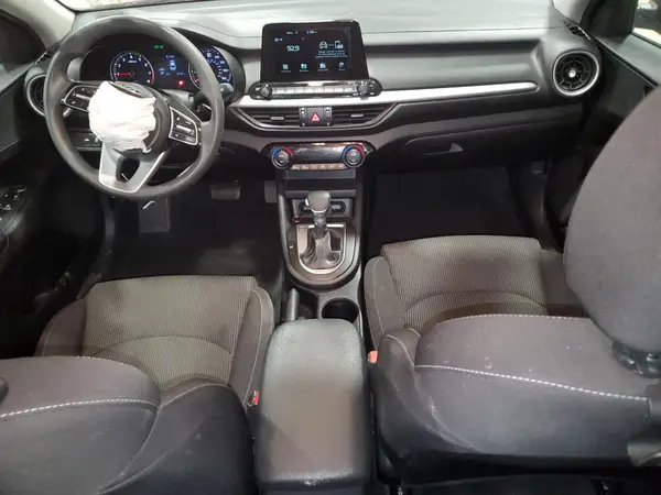 3KPF24AD4KE138132 2019 KIA FORTE - Image 8