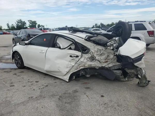 3KPF24AD4LE139749 2020 KIA FORTE - Image 2