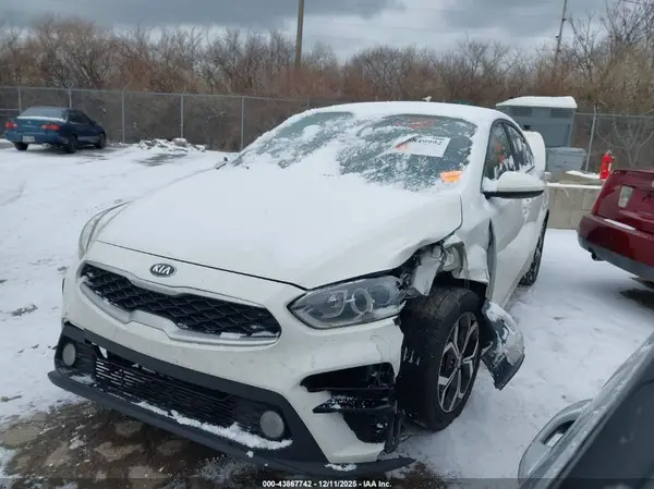 3KPF24AD4LE145289 2020 KIA FORTE - Image 2
